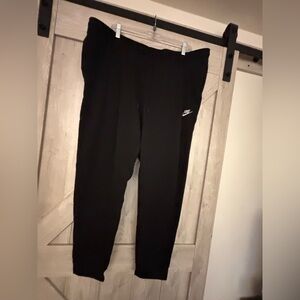 New- Women’s Nike Sweatpants